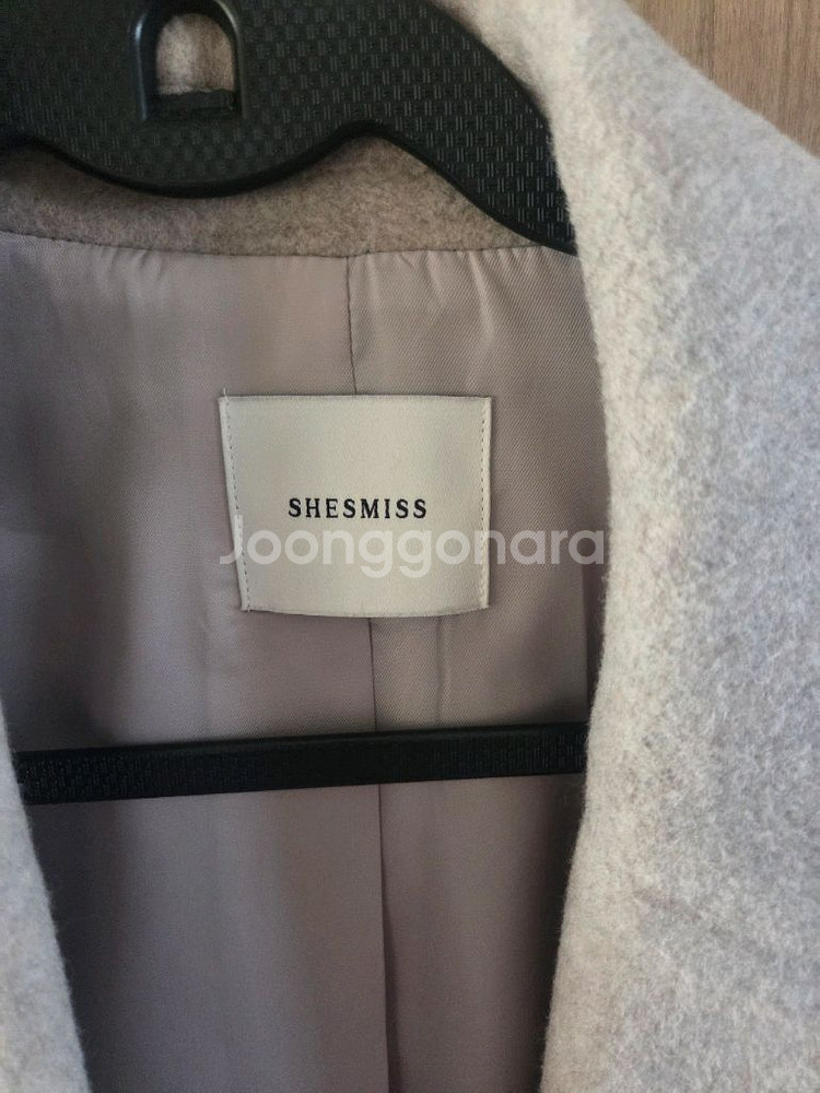 쉬즈미스 코트--4