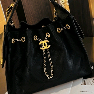 가슴떨리는그이름ㅡ(정품)샤넬25C 크루즈 호보백.가방!!