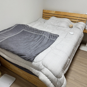 퀸 사이즈 침대, 엘라비아 G5 매트리스, 이케아 우드