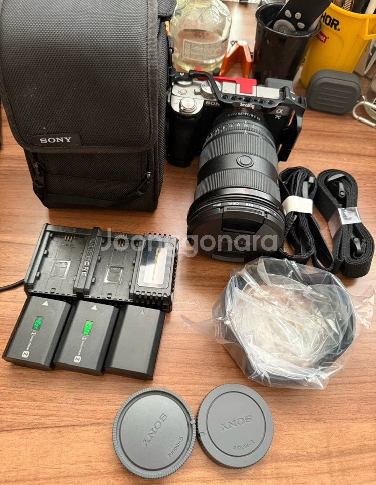 소니 A7C2 & FE 24-70mm F2.8 GM II 렌즈--4