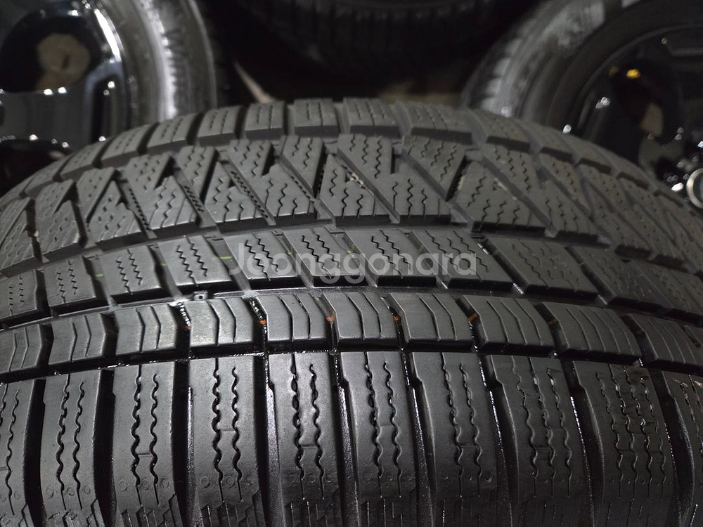 더뉴모하비 18인치휠 윈터타이어 한대분--5