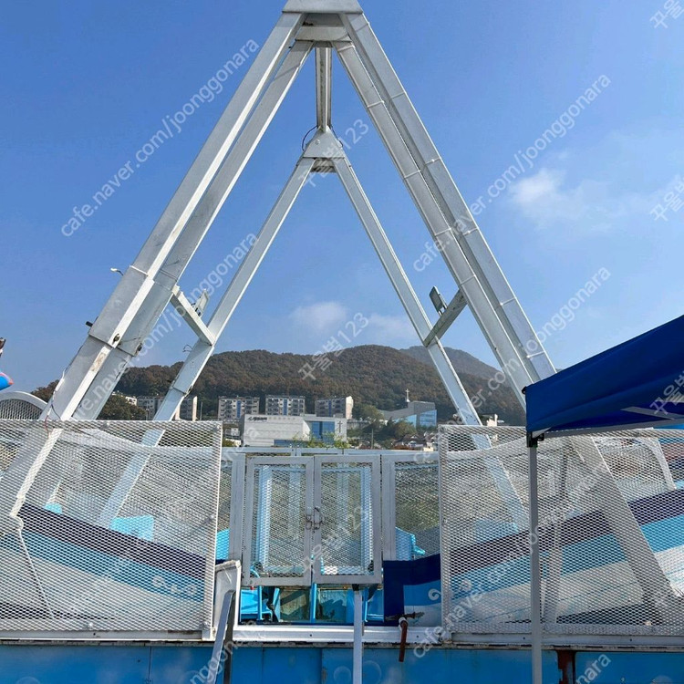 유치원 어린이집 행사 놀이기구 대여 회전그네 바이킹 트램폴린 이미지