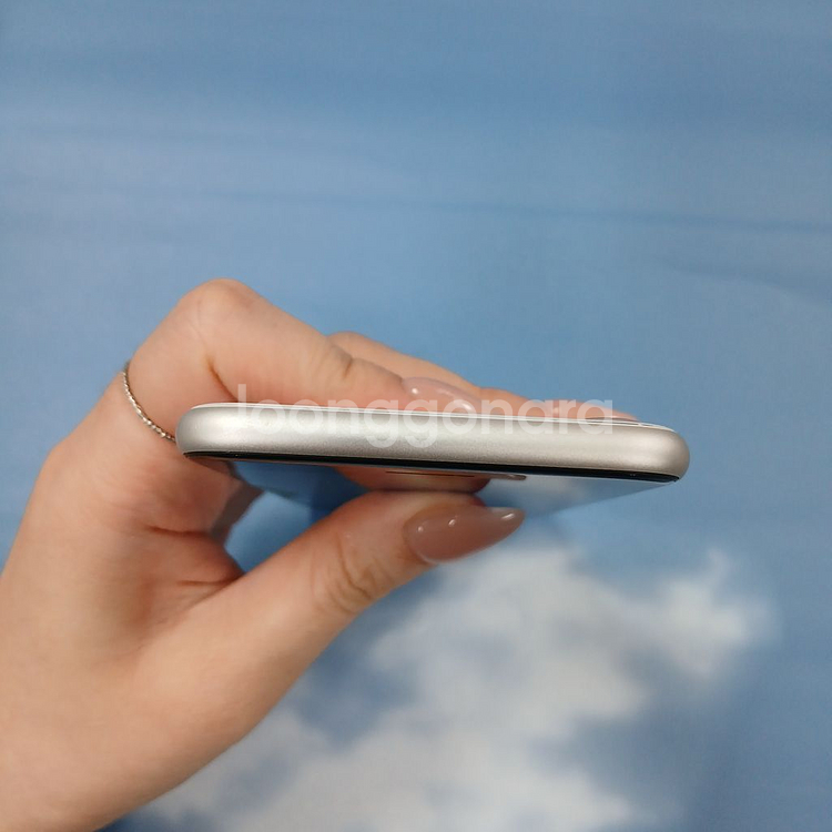 아이폰SE2 64기가 화이트 공기계 중고폰 알뜰폰 세컨폰 저가폰 왕십리중고폰--4