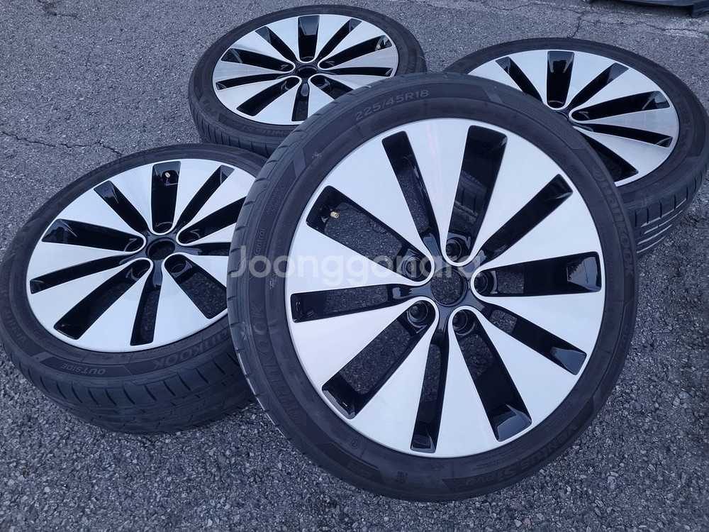#K5 18인치 순정 불판 휠타이어 팝니다225 45 18--0