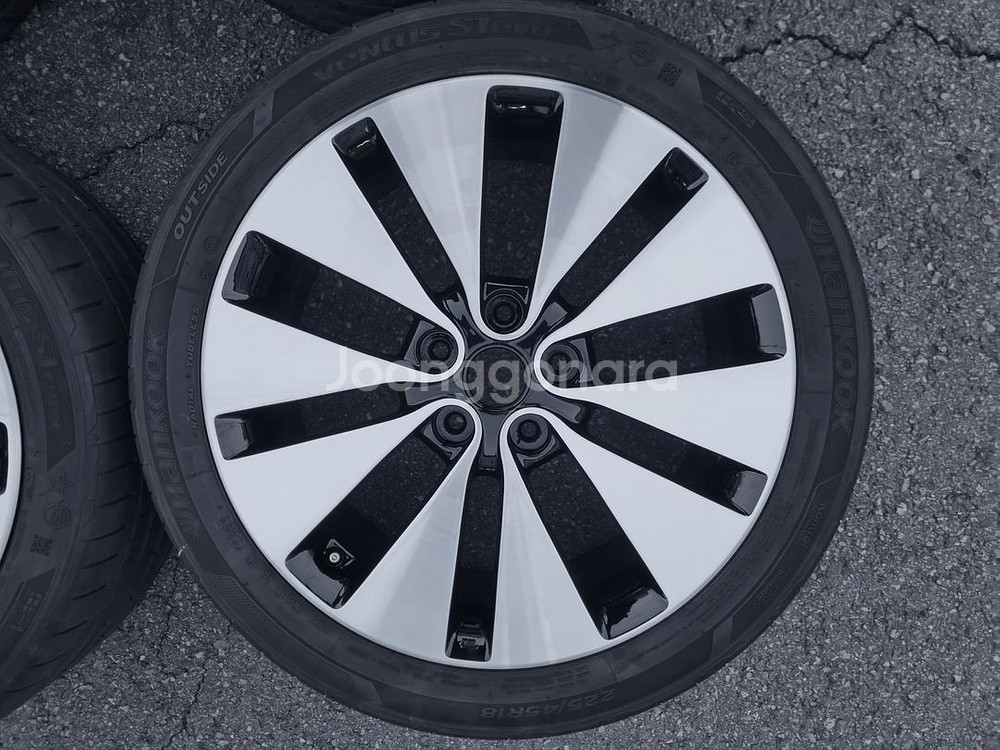 #K5 18인치 순정 불판 휠타이어 팝니다225 45 18--2