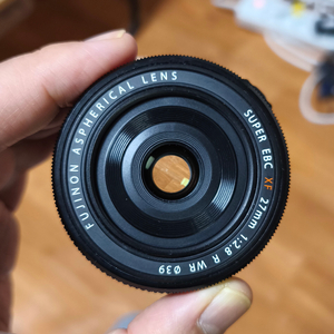 후지필름 XF27mm F2.8 R WR 렌즈 팝니다.