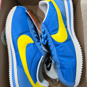 나이키 코르테즈 운동화 (치수 280)