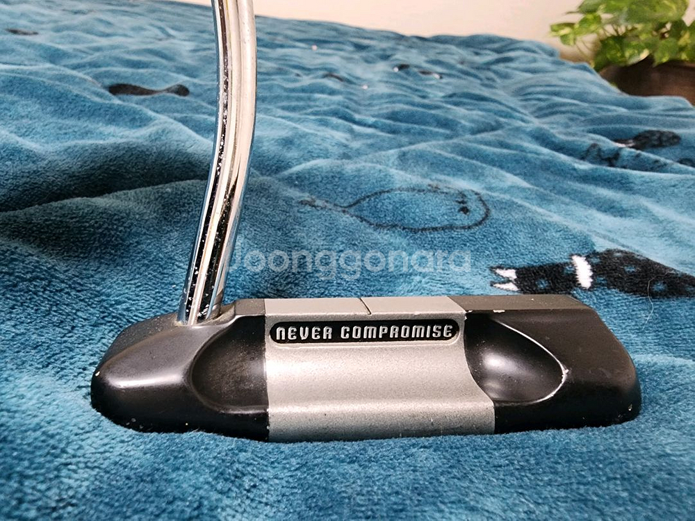 295 네버 컴프로마이즈 34인치퍼터--2
