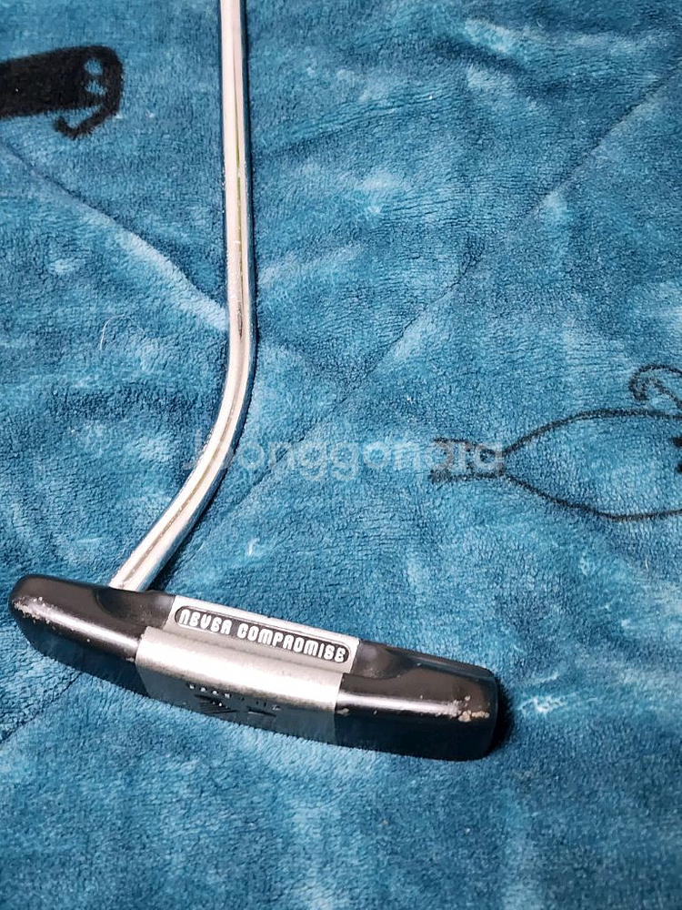 295 네버 컴프로마이즈 34인치퍼터--4