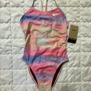 나이키 비포선셋 컷아웃 28