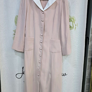 마리아꾸르끼 연핑크 배색원피스