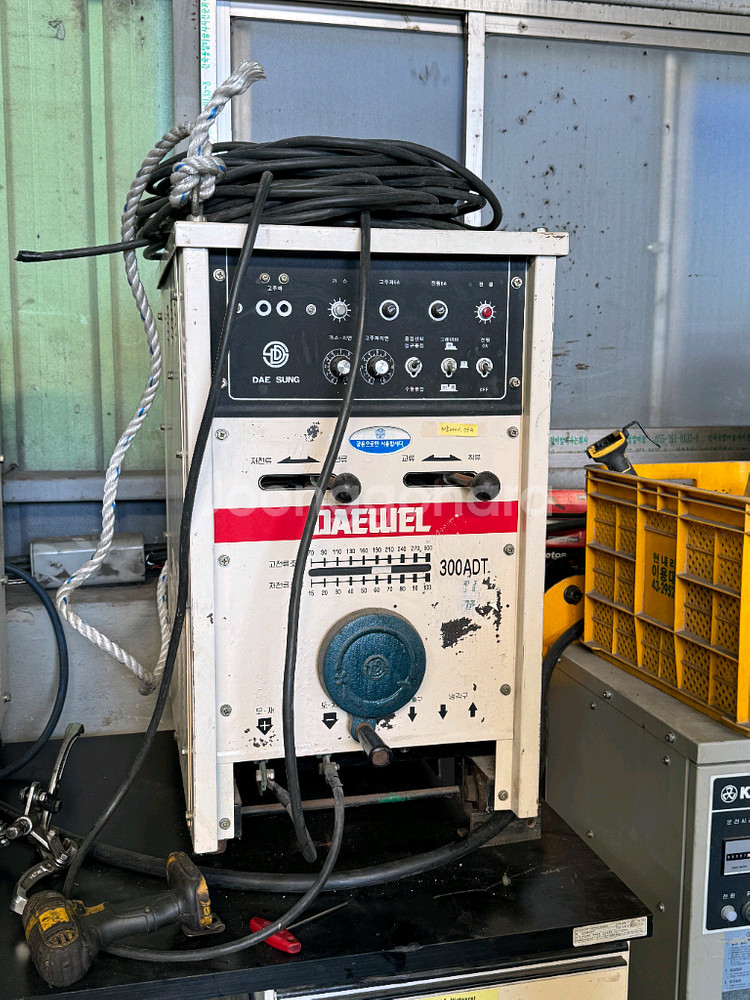 다엘 300ADT 용접기--0