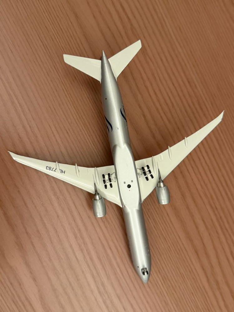 [1:400] 대한항공 B777-300ER 스카이팀 특별도장(HL7783)--2