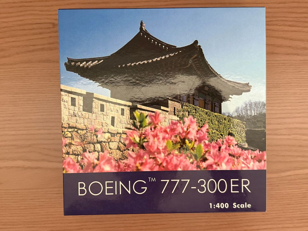 [1:400] 대한항공 B777-300ER 스카이팀 특별도장(HL7783)--3