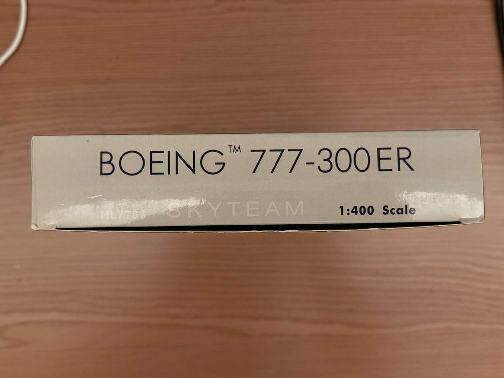 [1:400] 대한항공 B777-300ER 스카이팀 특별도장(HL7783)--4