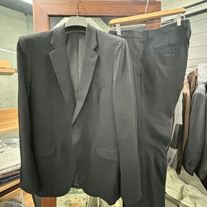 띠어리 정장 블랙컬러