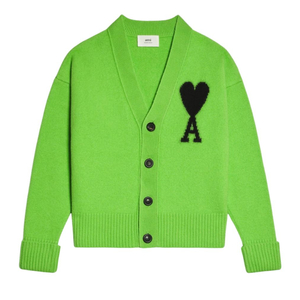 아미 빅하트 로고 가디건 이미지