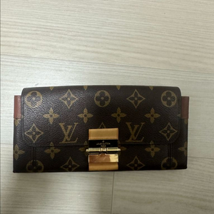 루이비통 지갑