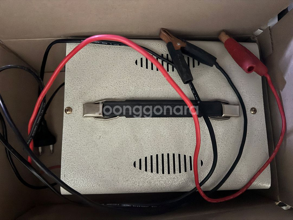 삼양 배터리 충전기 30A 판매합니다.--1