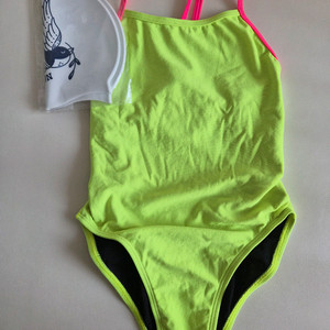 졸린 하옐콘트페리 28 졸린 빠자로 빠하로수모