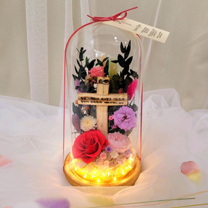 프리저브드플라워 십자가 장미 유리돔