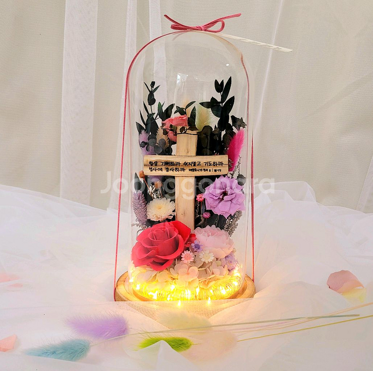 프리저브드플라워 십자가 장미 유리돔--1