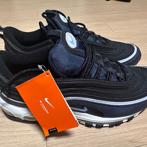 나이키 에어맥스97(사이즈 280) DQ3955-001