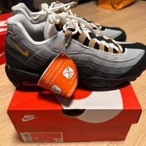나이키 에어맥스95(사이즈 280) DX4236-100