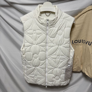 [S+급/50] 루이비통 모노그램 플라워 패딩 조끼 풀