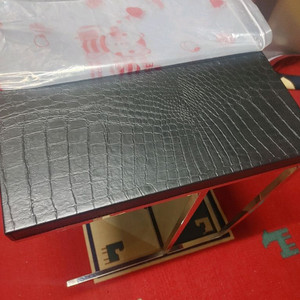 디사모빌리 사이드 테이블