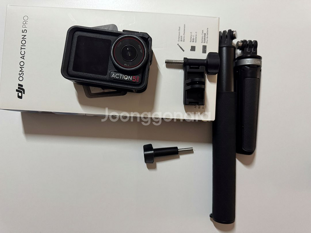 DJI 오즈모 액션5 프로 액션캠 어드밴쳐 콤보(배터리팩 제외) 팝니다--0