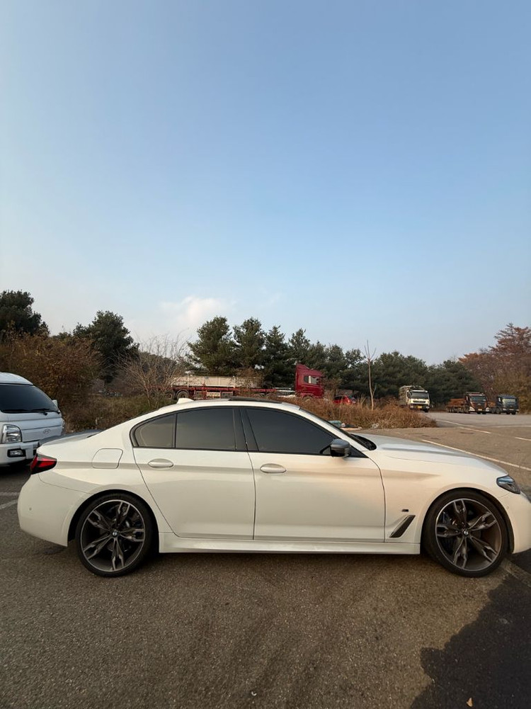 BMW m550i 21년형--1