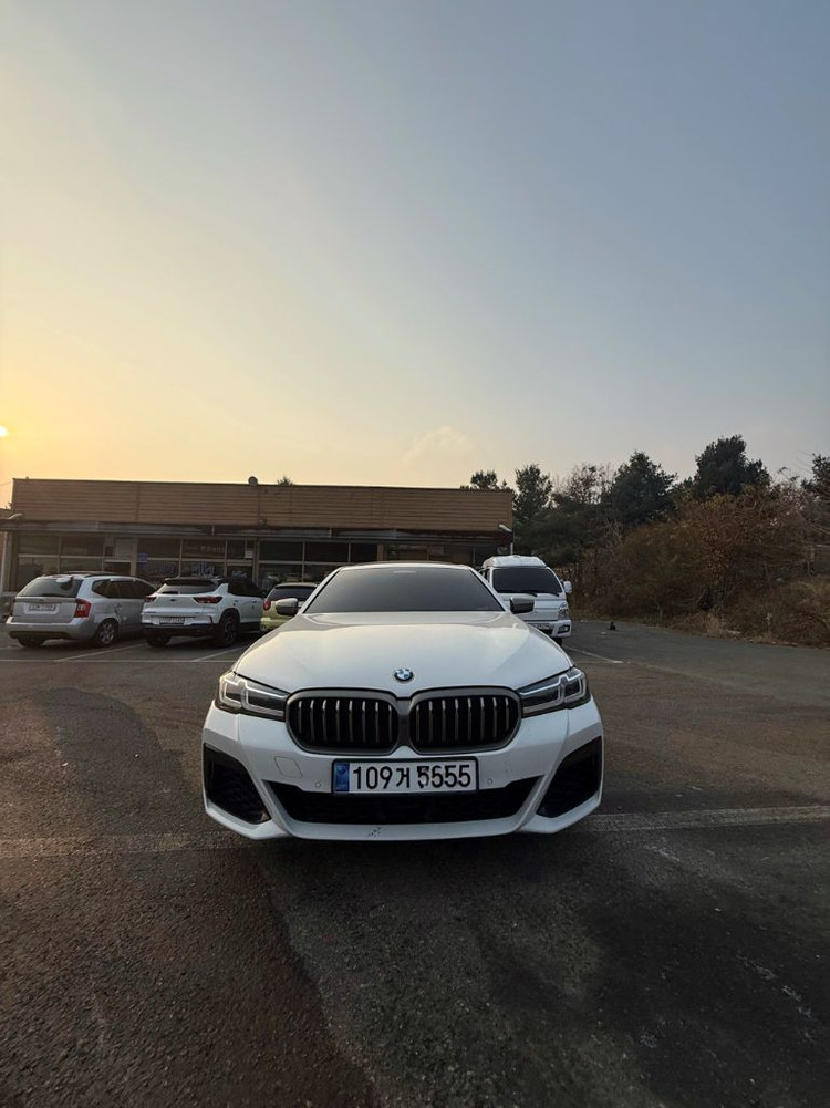 BMW m550i 21년형--2
