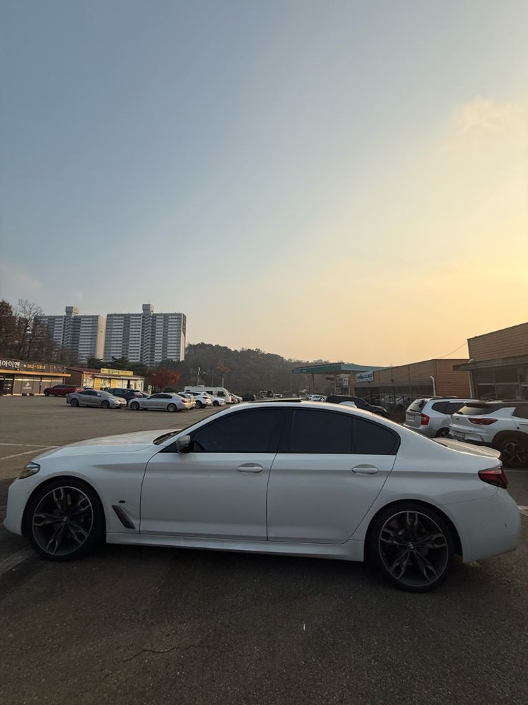 BMW m550i 21년형--3