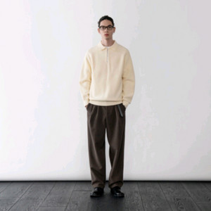 (새상품)라퍼지스토어 반집업니트