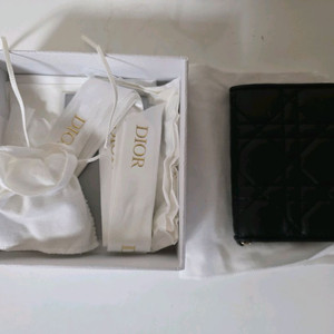 Lady Dior Bloom 카드 지갑