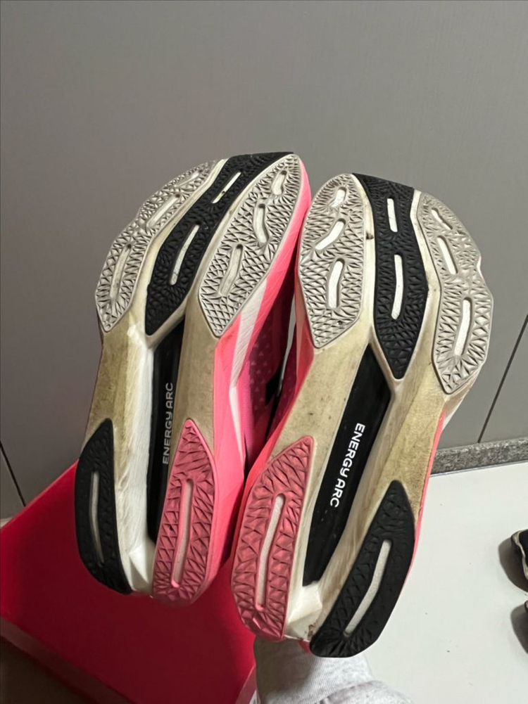 뉴발란스 퓨어셀 엘리트 v4 핑크 판매합니다--3
