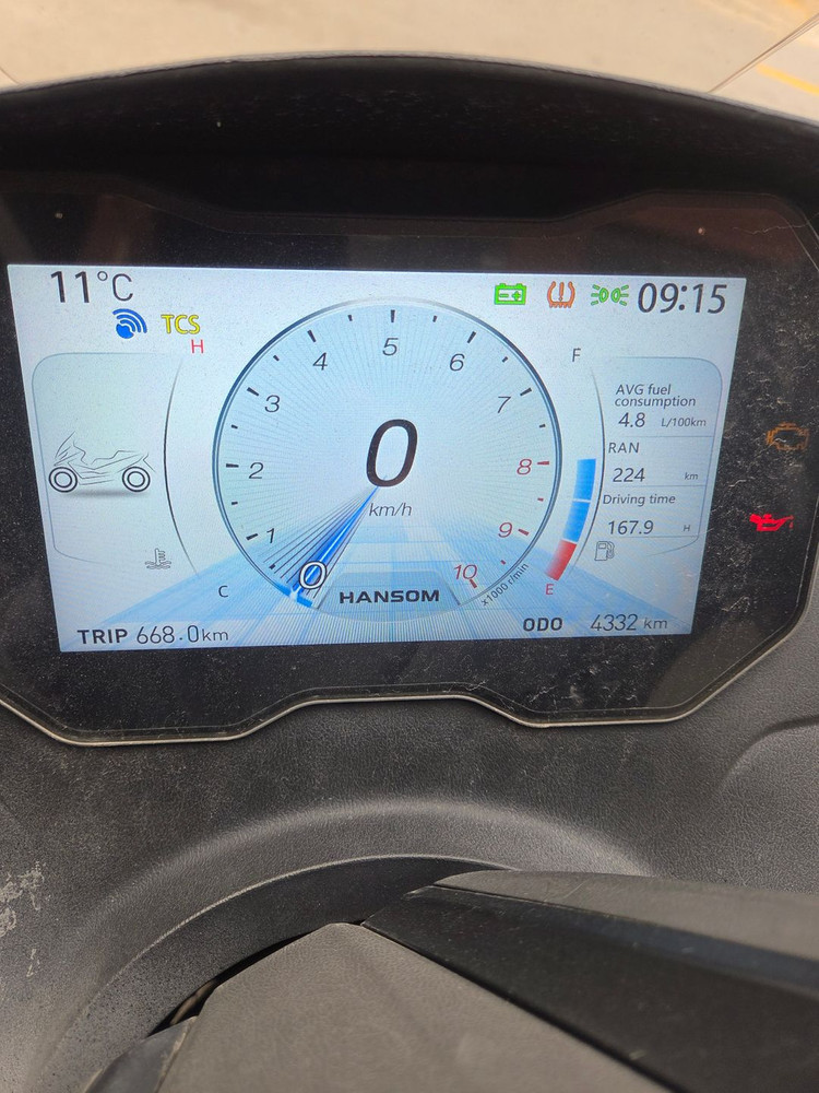 2024년식 한솜adv350 맷 블랙 배달세팅 적은키로수 이미지