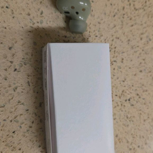 버즈2 올리브 오른쪽 유닛