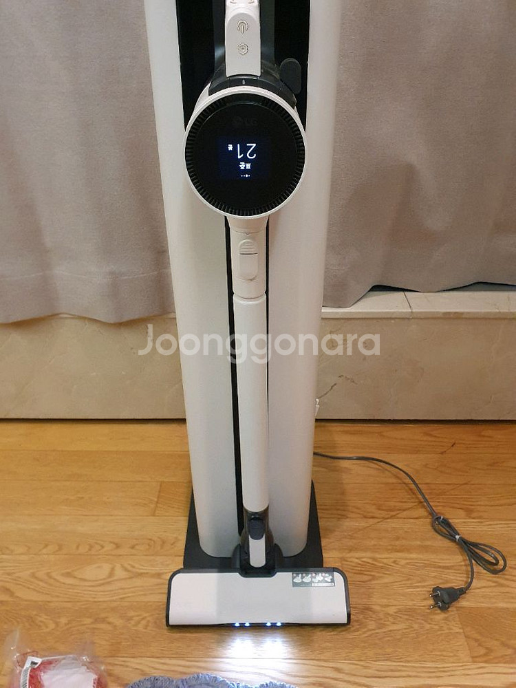 LG 코드제로 오브제컬렉션 A9S 올인원타워 스팀물걸레 청소기--1