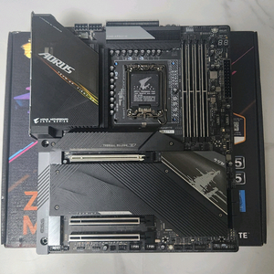 기가바이트 Z690 어로스 마스터