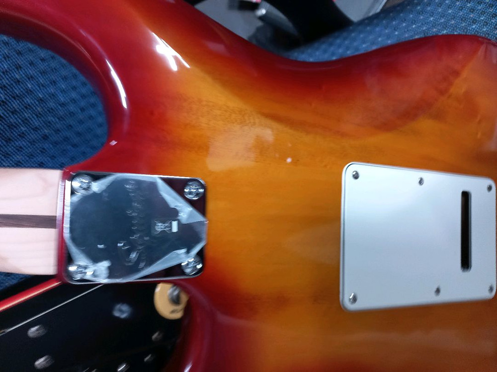 스콰이어 펜더 스텐다드 일렉기타 이미지