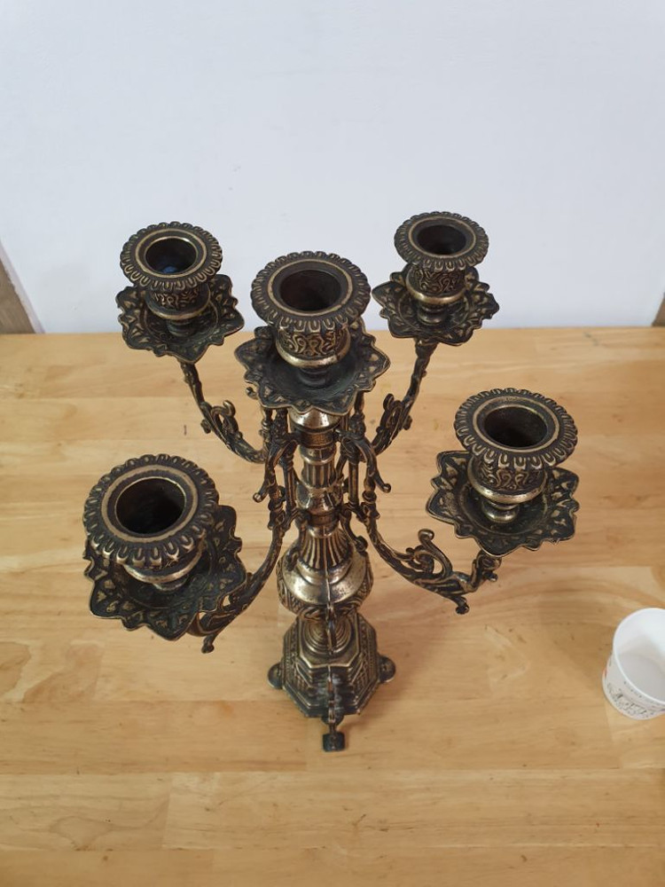 동 촛대 이미지