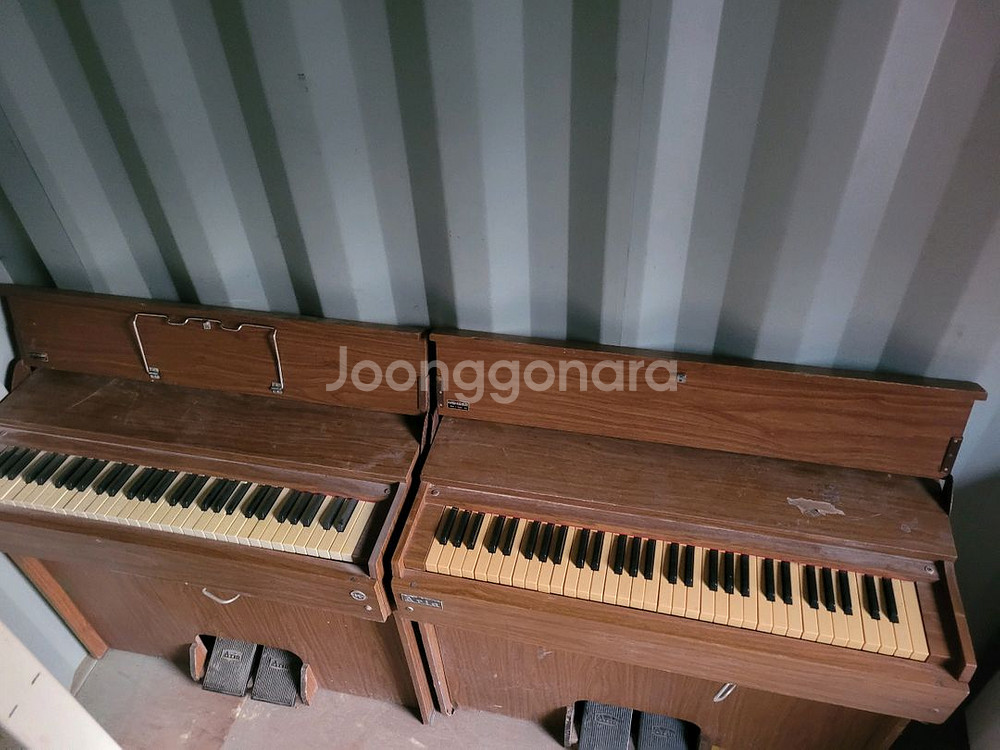 빈티지 풍금 2대 팝니다(75년전 풍금)--1