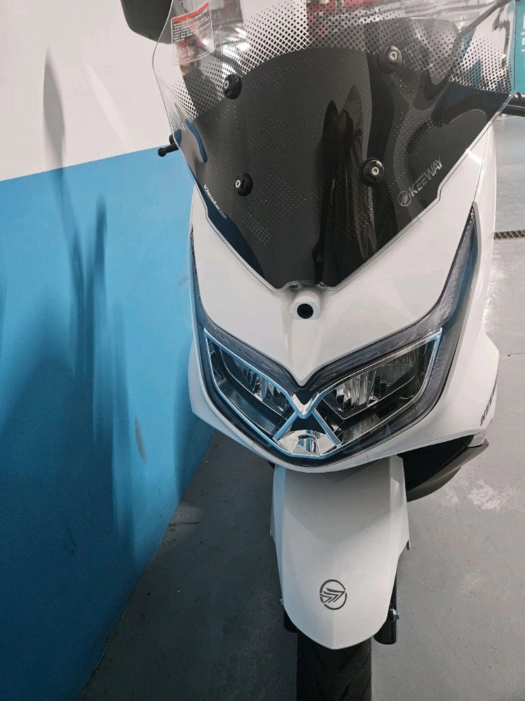 125cc 스쿠터 이미지