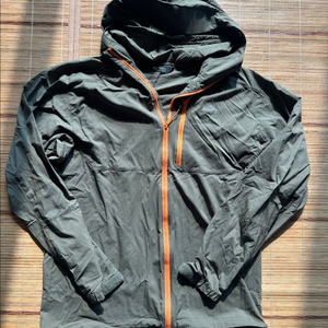 아크테릭스 집업 바람막이 자켓