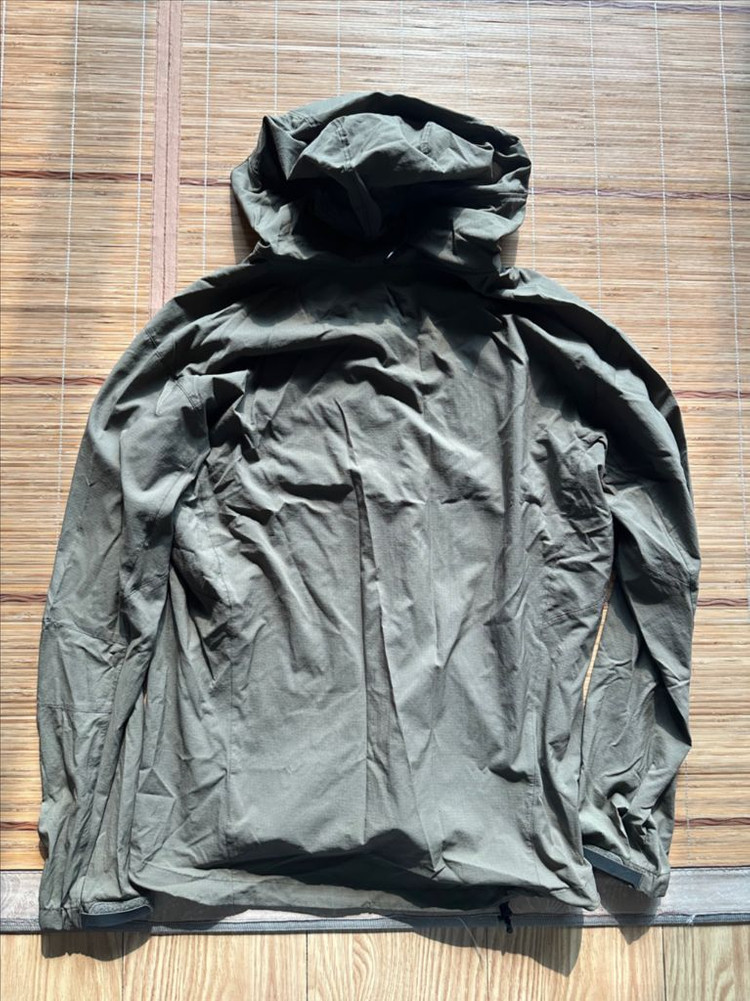 아크테릭스 집업 바람막이 자켓--4