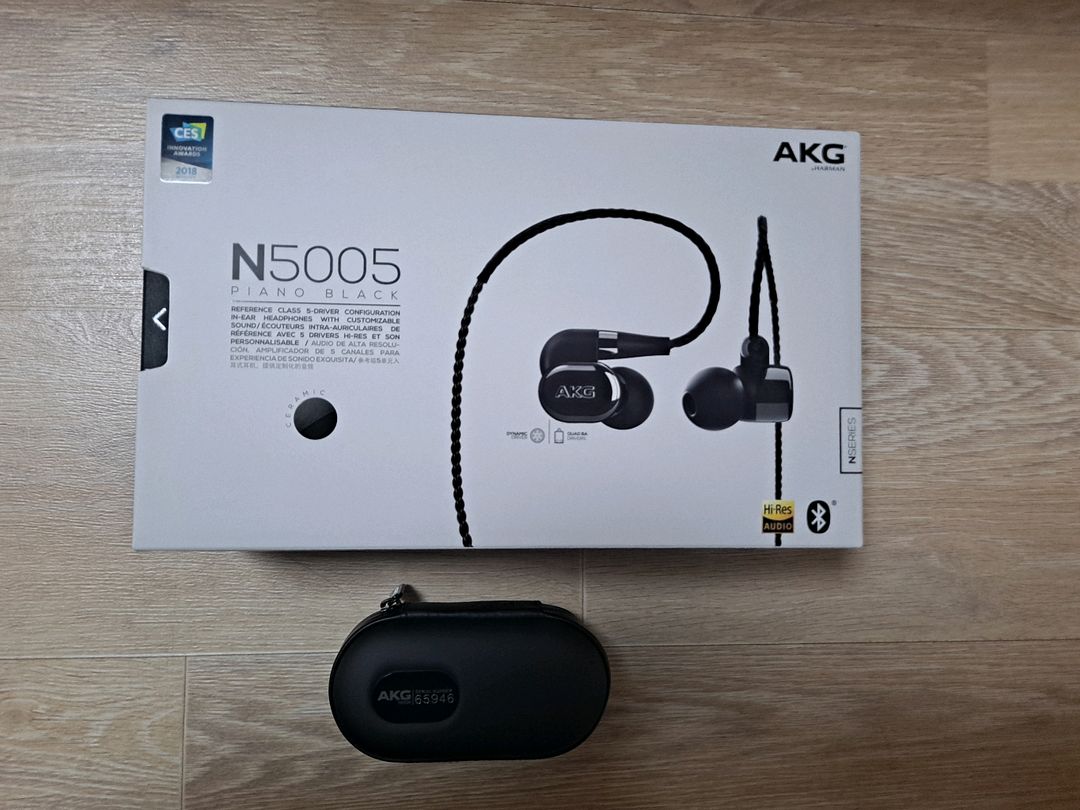 yotta24 新品未使用 AKG n5005 イヤホン yotta24様専用 新品未使用 AKG