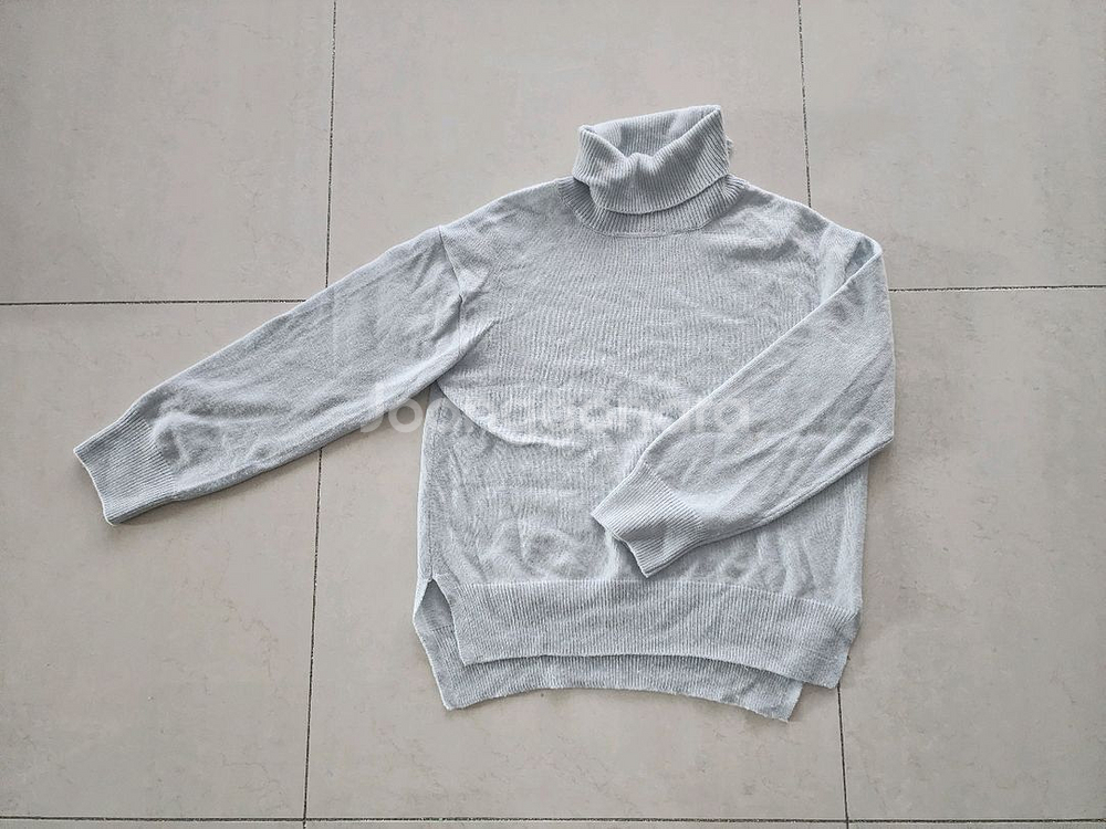 탑텐우먼 90ㅡ66사이즈 겨울 니트 두개팔아요--1