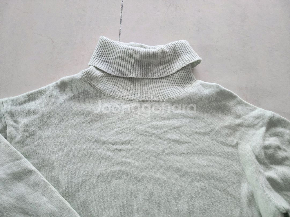 탑텐우먼 90ㅡ66사이즈 겨울 니트 두개팔아요--6